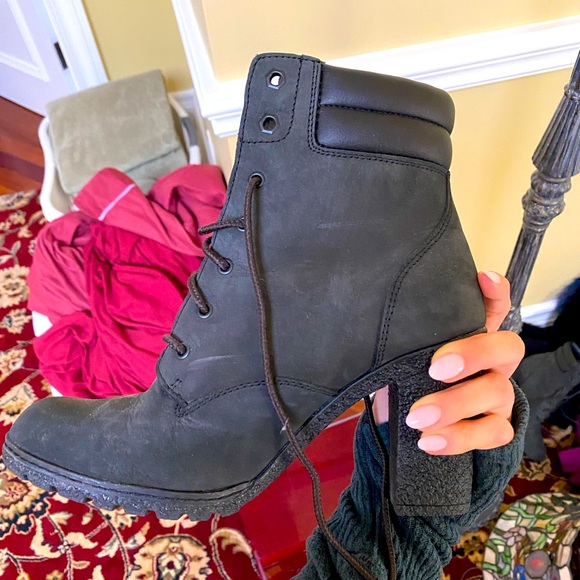 Worn once. timberland. Great  condition - Picture 1 of 3